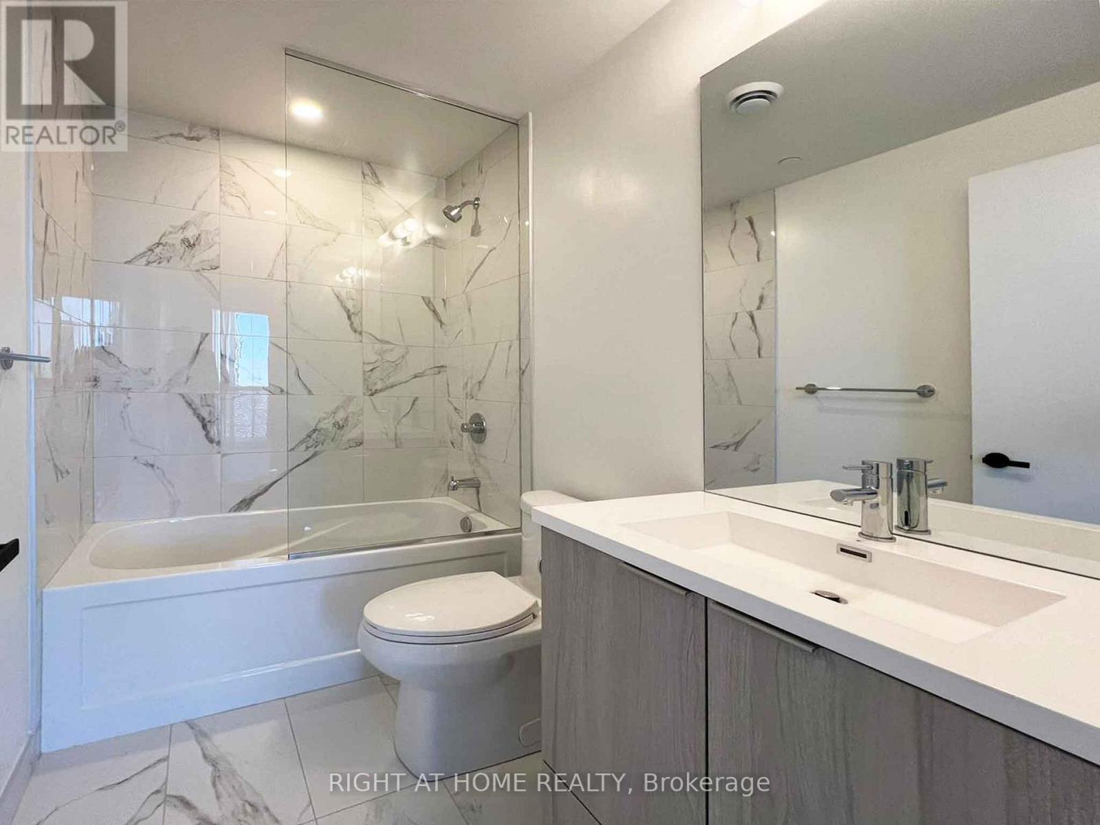 3907 - 8 Interchange Way, Vaughan, Ontario  L4K 0R2 - Photo 8 - N12632980