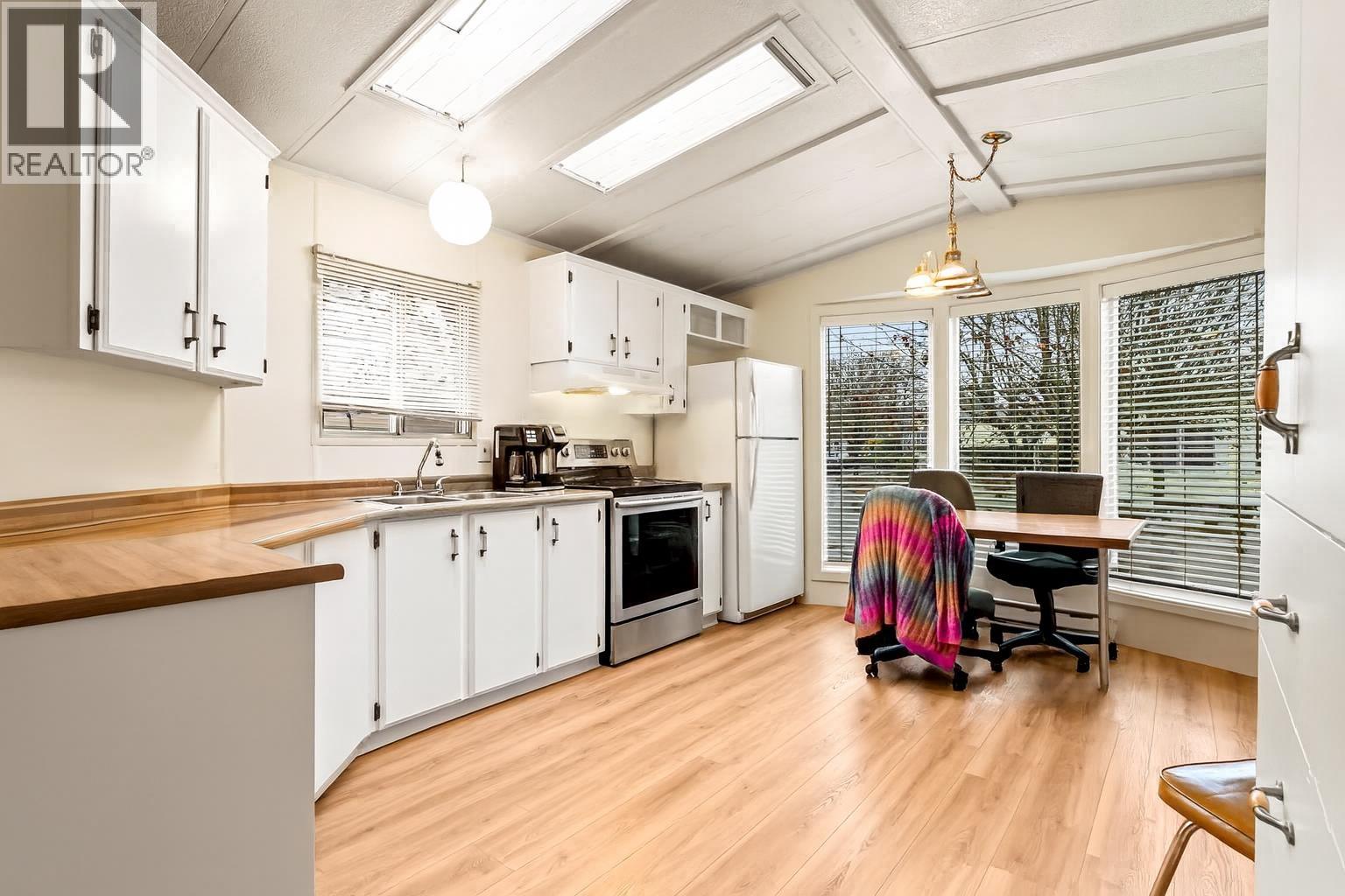 79 145 King Edward Street, Coquitlam, British Columbia  V3K 6M7 - Photo 6 - R3073575