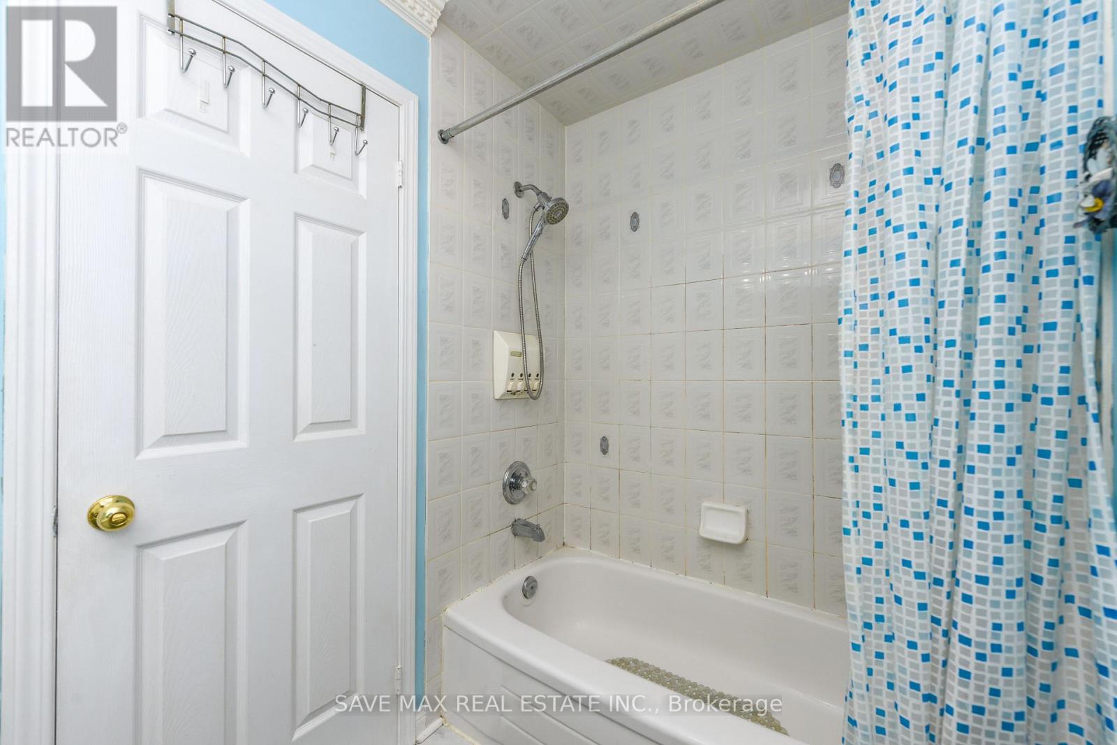 186 Mountainberry Road, Brampton, Ontario L6R 2L2 - Photo 28 - W12632984