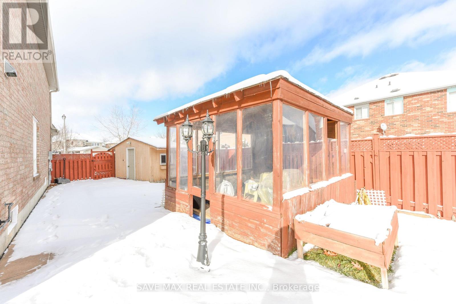 186 Mountainberry Road, Brampton, Ontario L6R 2L2 - Photo 37 - W12632984