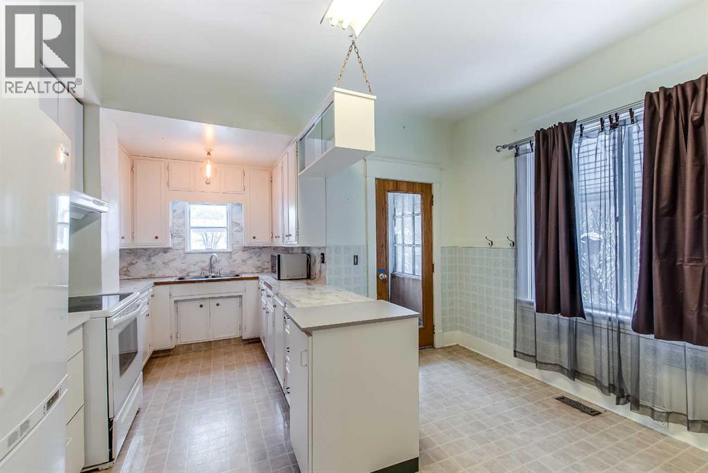 1003 Dominion Street Se, Medicine Hat, Alberta T1A 1A1 - Photo 16 - A2274765