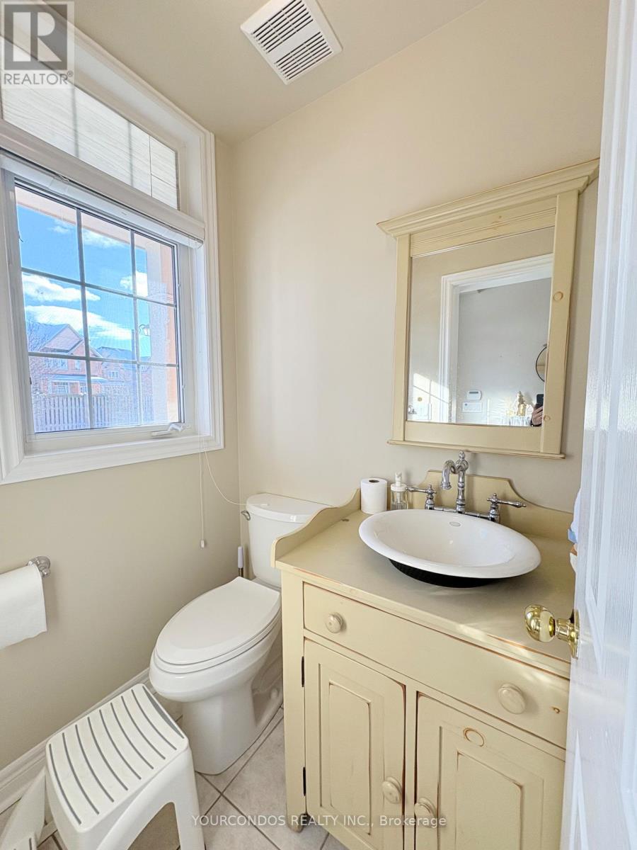 66 Crawford Street, Markham, Ontario  L6C 2M3 - Photo 20 - N12603462