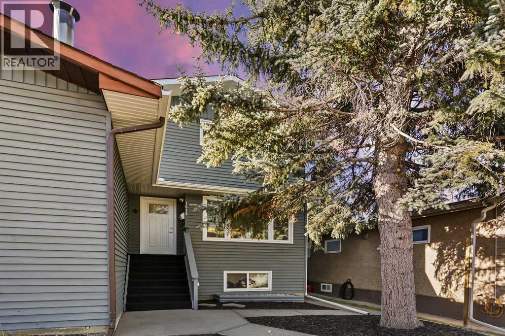 1613 43 Street Sw, Calgary, Alberta T3C 2A5 - Photo 2 - A2268030