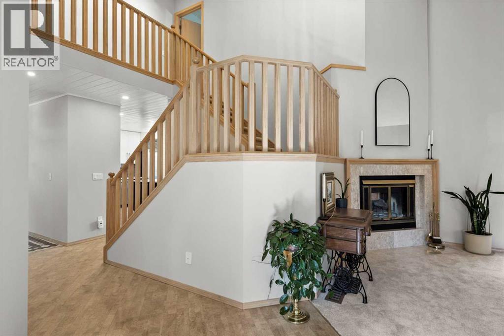 75 Hawkside Close Nw, Calgary, Alberta  T3G 3K6 - Photo 3 - A2274491