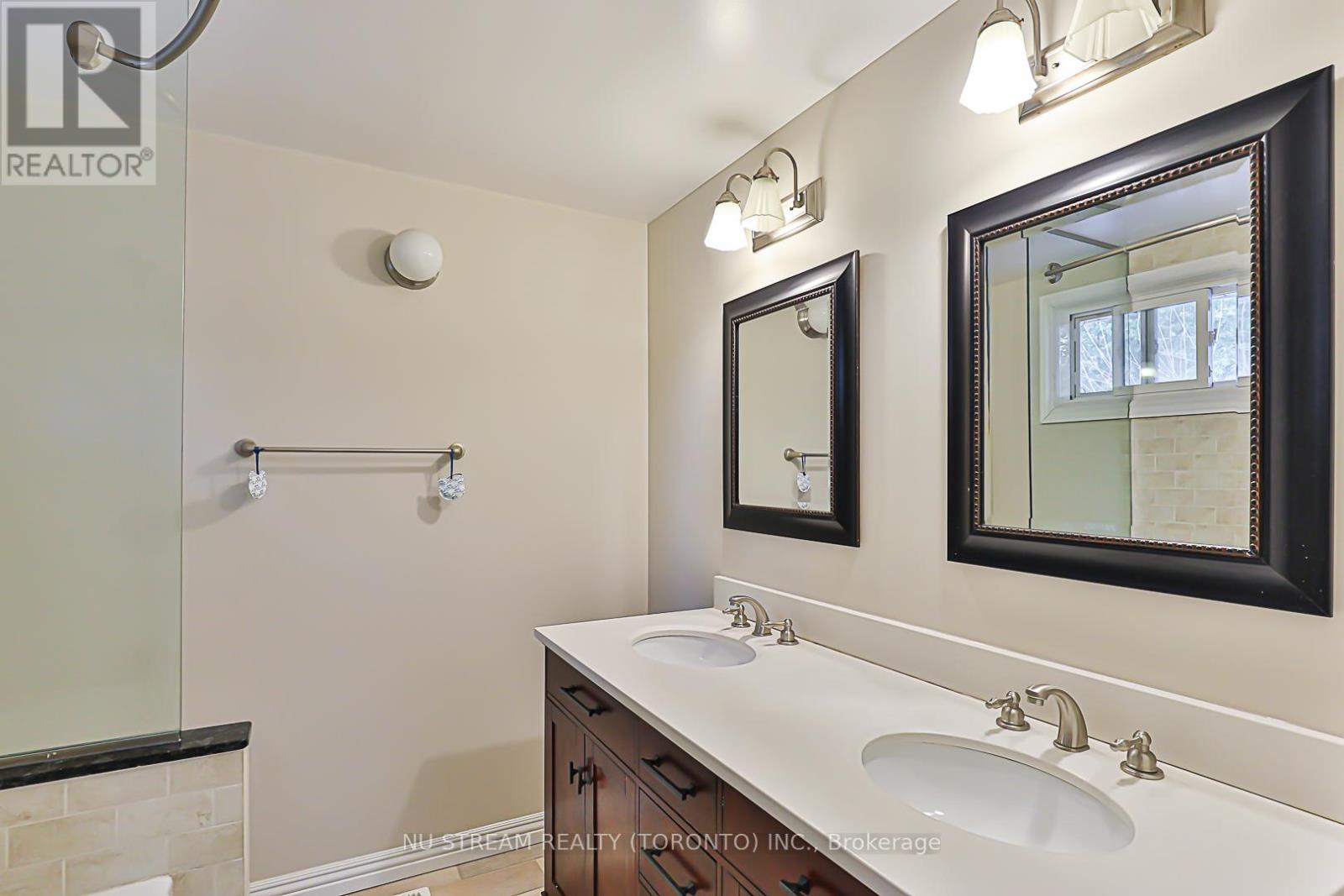 68 Proctor Avenue, Markham, Ontario  L3T 1M5 - Photo 22 - N12632998