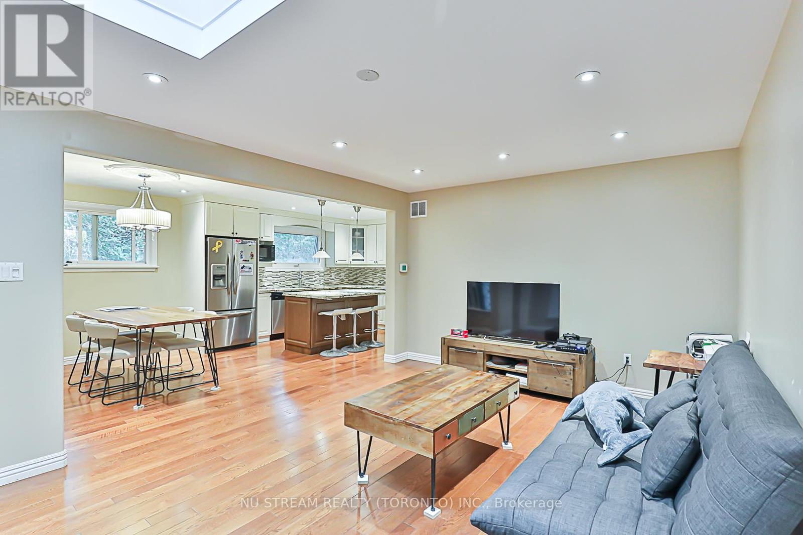 68 Proctor Avenue, Markham, Ontario  L3T 1M5 - Photo 6 - N12632998