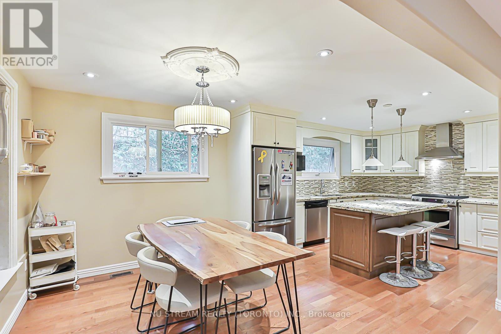 68 Proctor Avenue, Markham, Ontario  L3T 1M5 - Photo 7 - N12632998