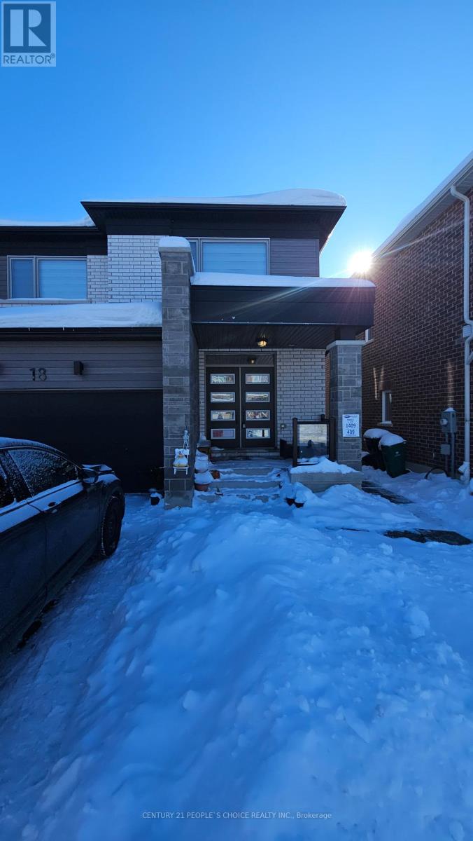 Upper - 18 Hammermeister Street, Kitchener, Ontario  N2R 0T2 - Photo 27 - X12632996