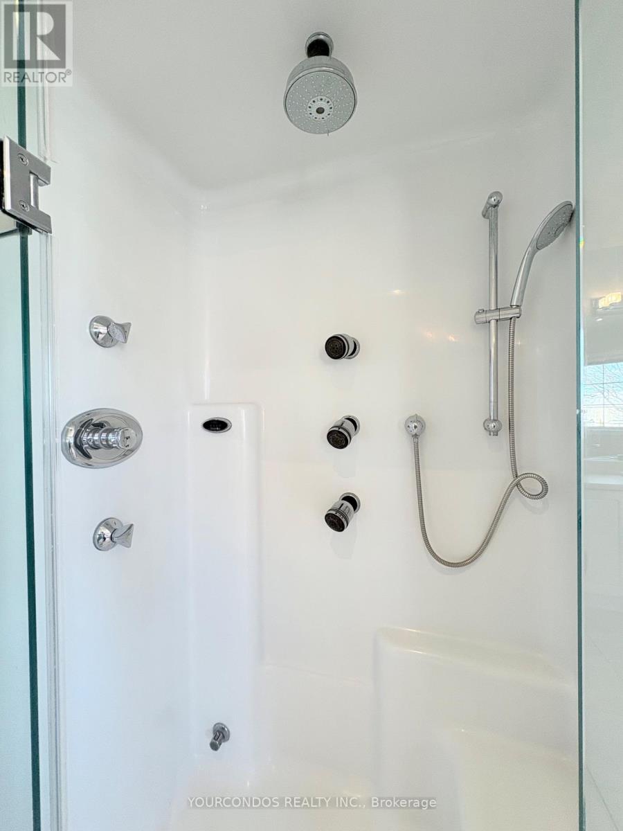 66 Crawford Street, Markham, Ontario  L6C 2M3 - Photo 30 - N12603462