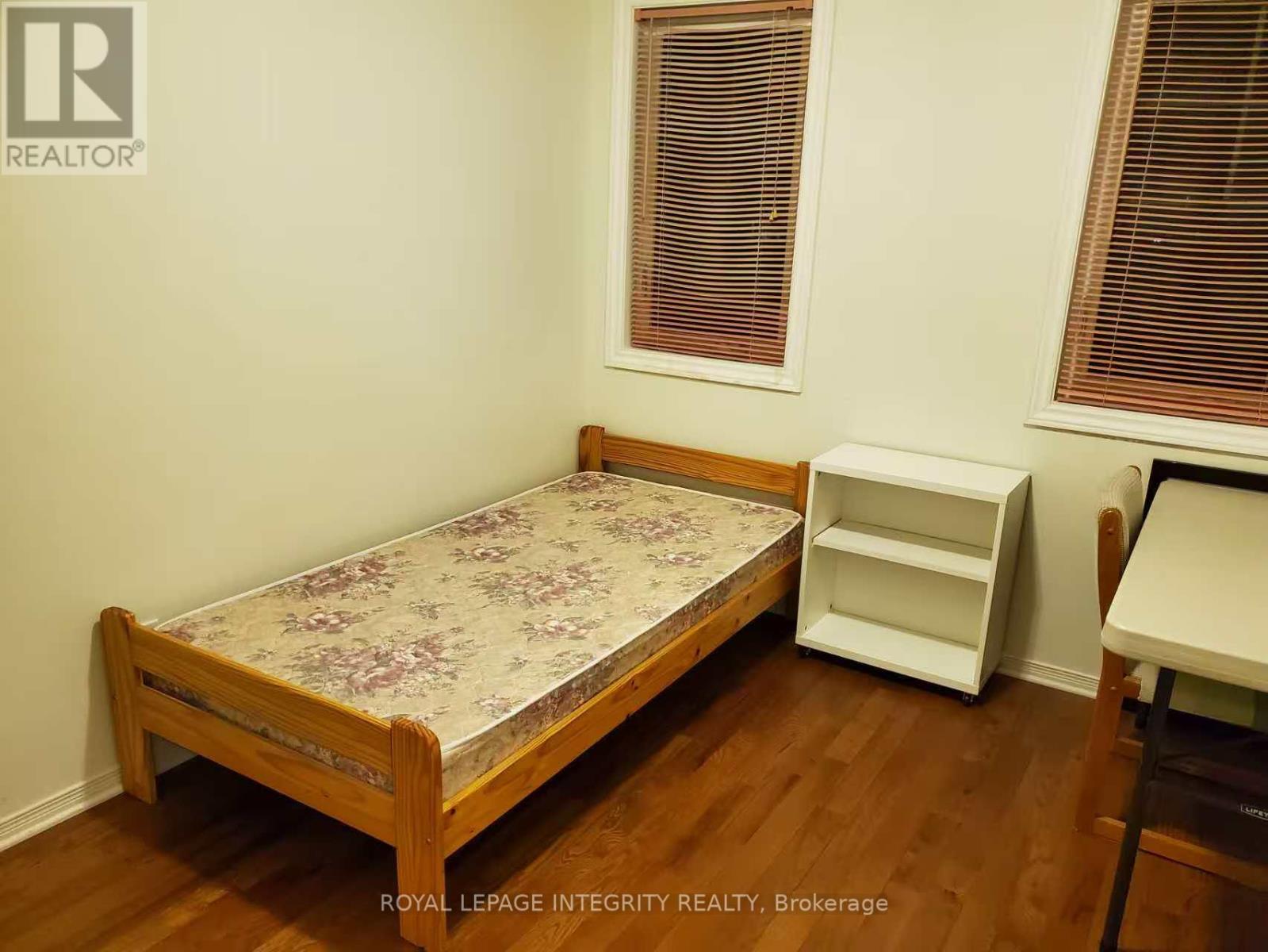 31 Thornbury Crescent, Ottawa, Ontario  K2G 6C6 - Photo 9 - X12633012