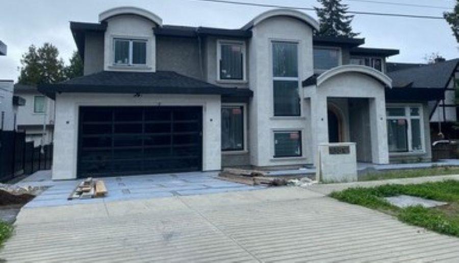 13512 14 AVENUE, surrey, British Columbia