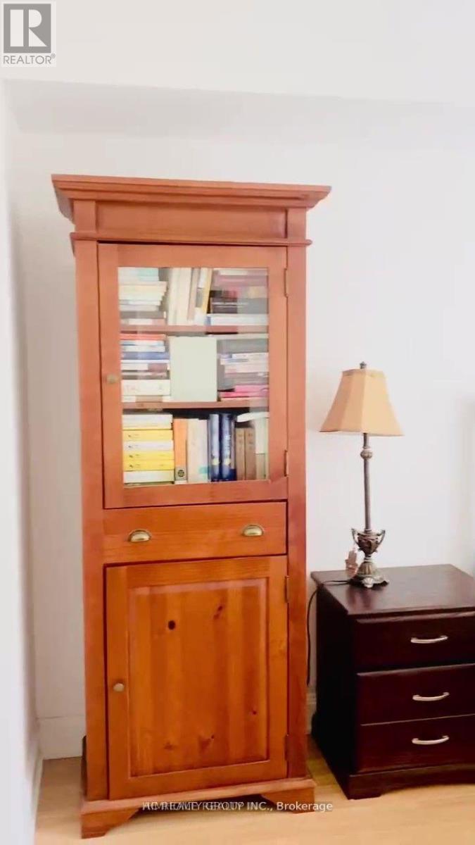 811 Master Bedroom - 2191 Yonge Street, Toronto, Ontario  M4S 3H8 - Photo 11 - C12633004