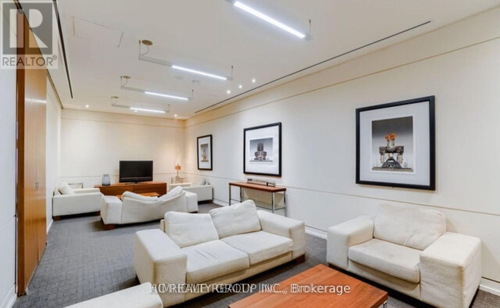 811 Master Bedroom - 2191 Yonge Street, Toronto, Ontario  M4S 3H8 - Photo 6 - C12633004