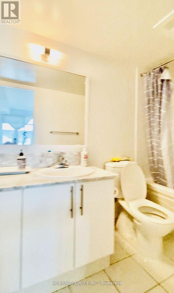 811 Master Bedroom - 2191 Yonge Street, Toronto, Ontario  M4S 3H8 - Photo 7 - C12633004