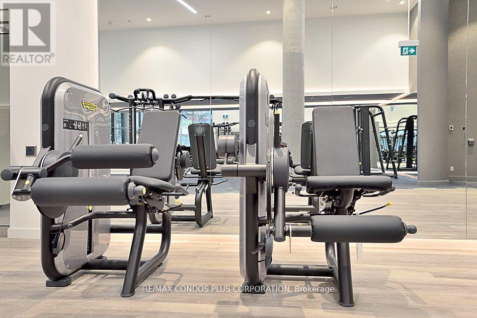 2202 - 161 Roehampton Avenue, Toronto, Ontario  M4P 0C8 - Photo 14 - C12633008