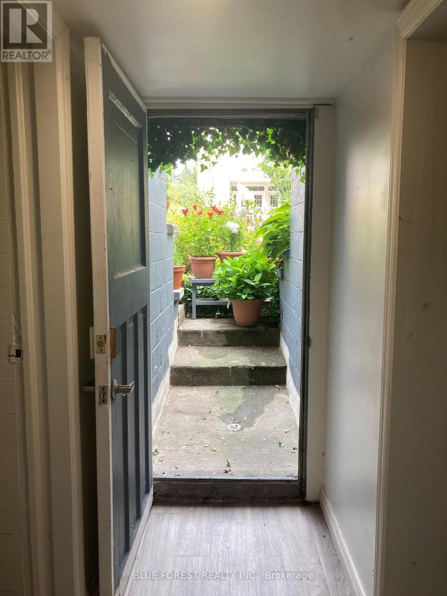 623 Dufferin Avenue, London East, Ontario  N5W 3J8 - Photo 40 - X12485840