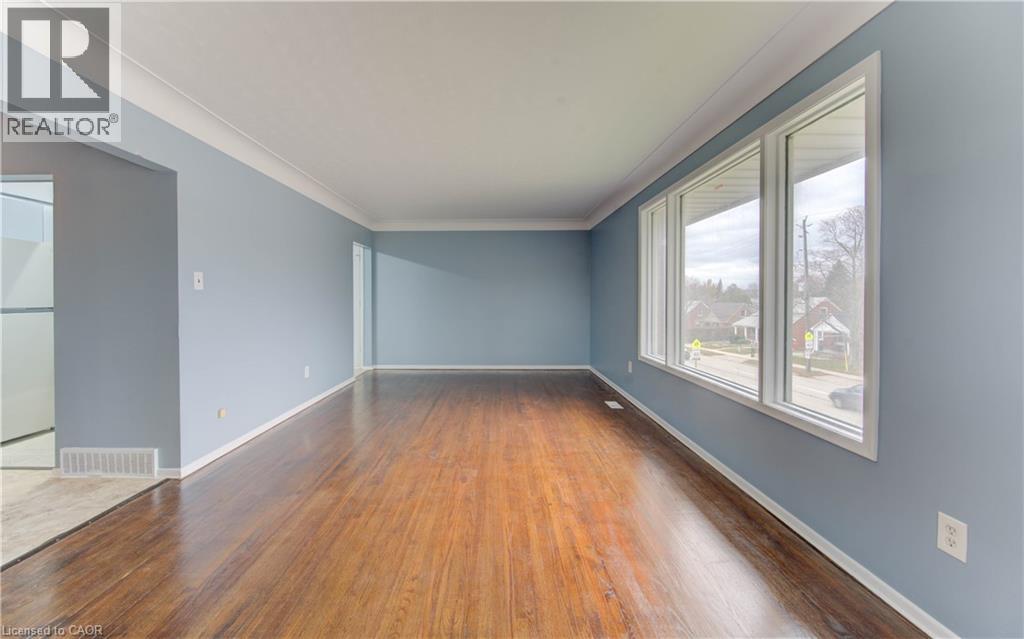 27 Margaret Avenue N, Waterloo, Ontario  N2J 3P2 - Photo 12 - 40793236