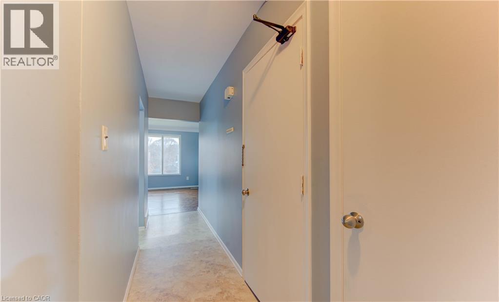 27 Margaret Avenue N, Waterloo, Ontario  N2J 3P2 - Photo 14 - 40793236