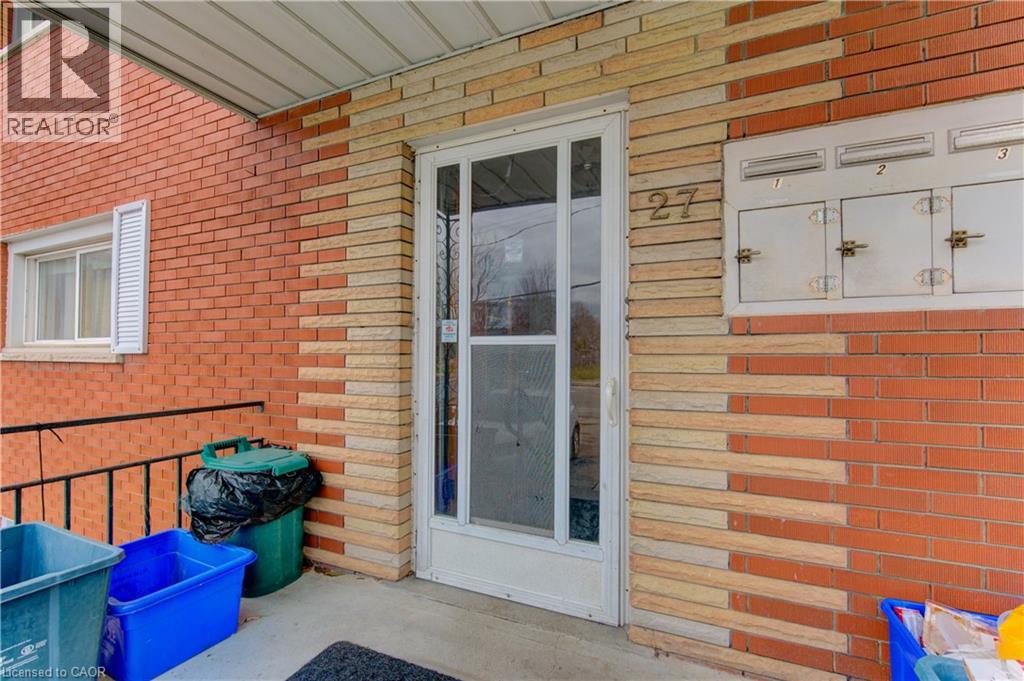 27 Margaret Avenue N, Waterloo, Ontario  N2J 3P2 - Photo 6 - 40793236