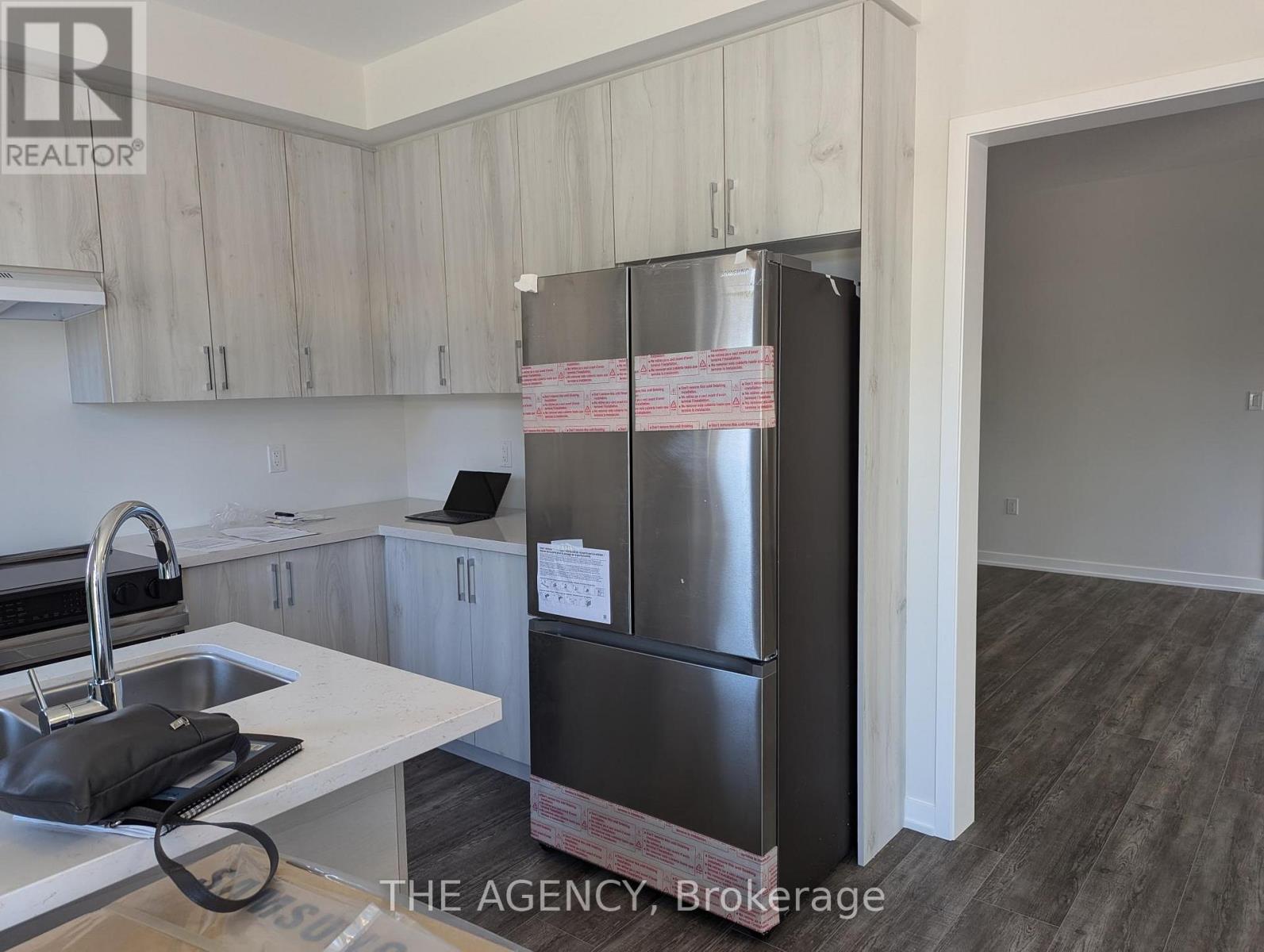 2036 Horace Duncan Crescent, Oshawa, Ontario  L1L 0W4 - Photo 11 - E12633000