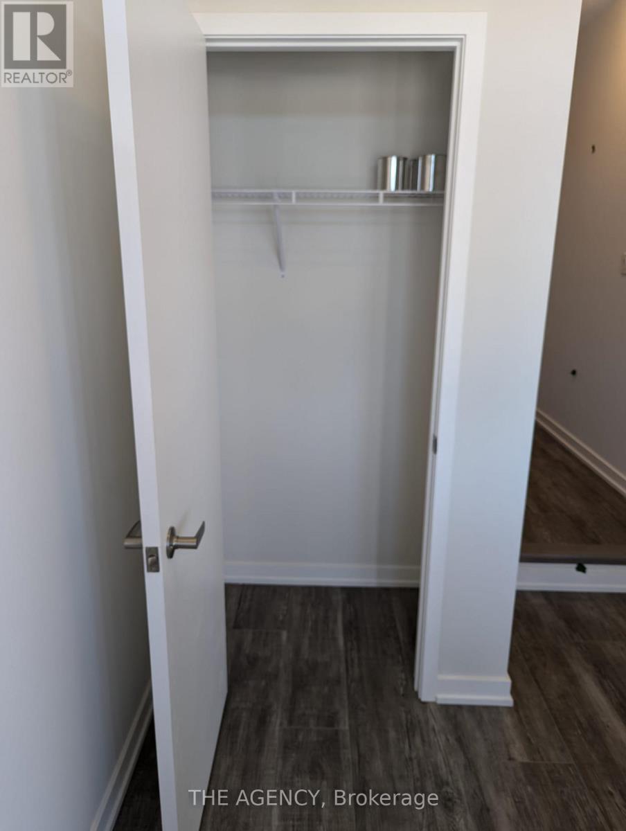 2036 Horace Duncan Crescent, Oshawa, Ontario  L1L 0W4 - Photo 4 - E12633000