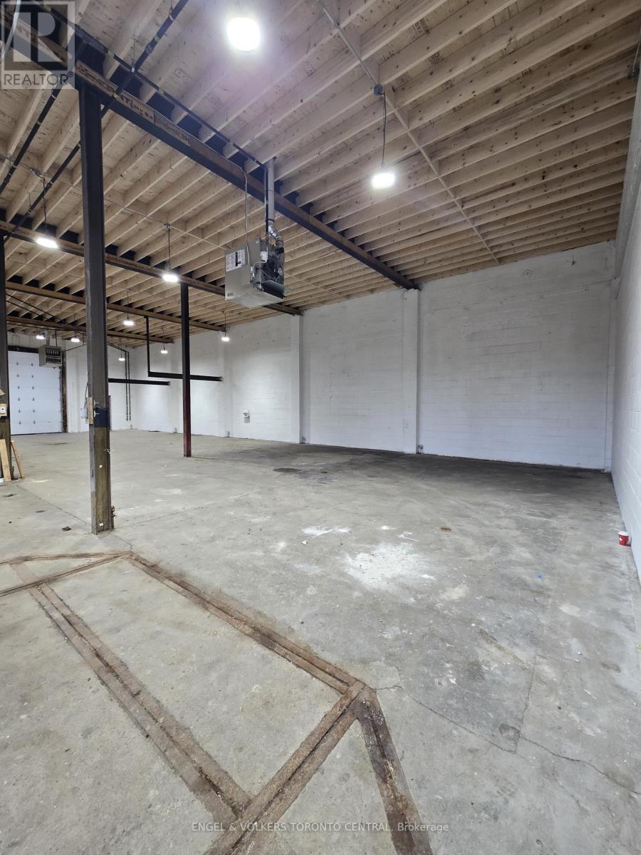 31 Comstock Road, Toronto, Ontario  M1L 2G6 - Photo 10 - E12633010