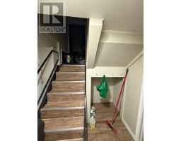 31 SLEDMAN STREET, Mississauga, Ontario