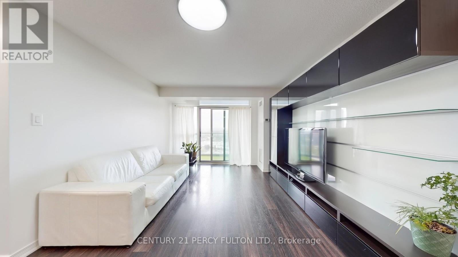 1612 - 9 George Street N, Brampton, Ontario L6X 0T6 - Photo 4 - W12633016