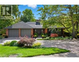 9 MAYS Crescent, Waterdown, Ontario