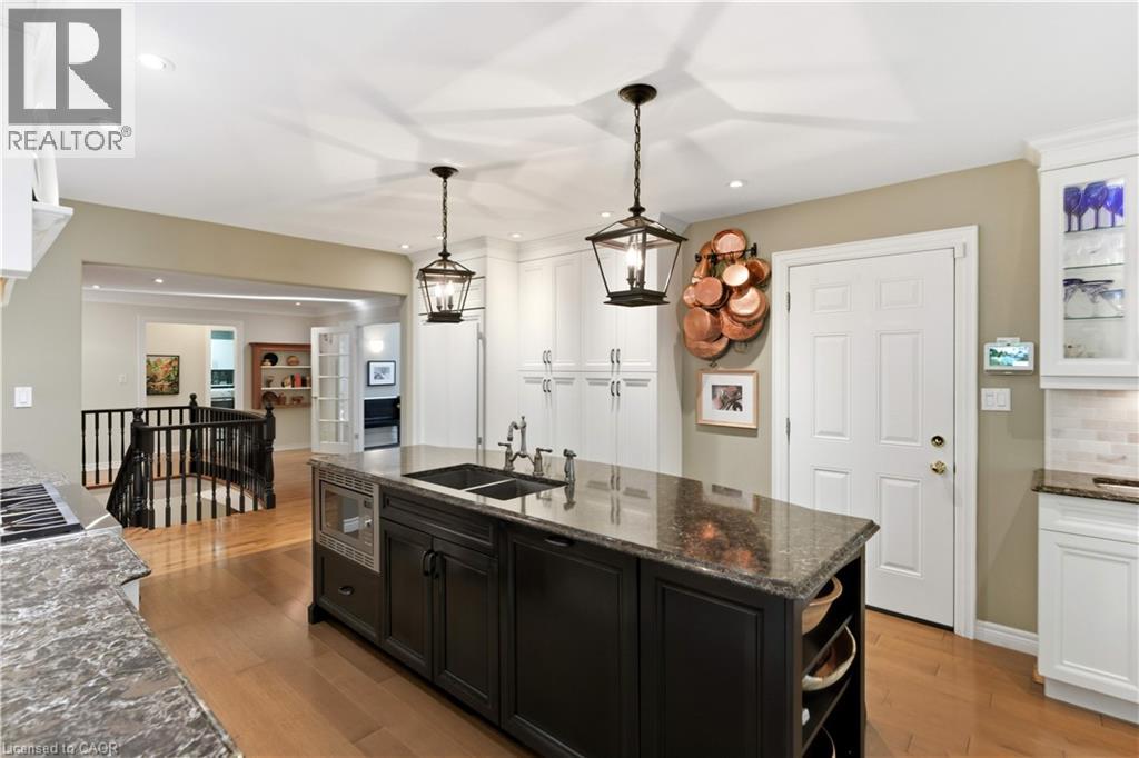 9 Mays Crescent, Waterdown, Ontario  L8B 0G4 - Photo 7 - 40778604