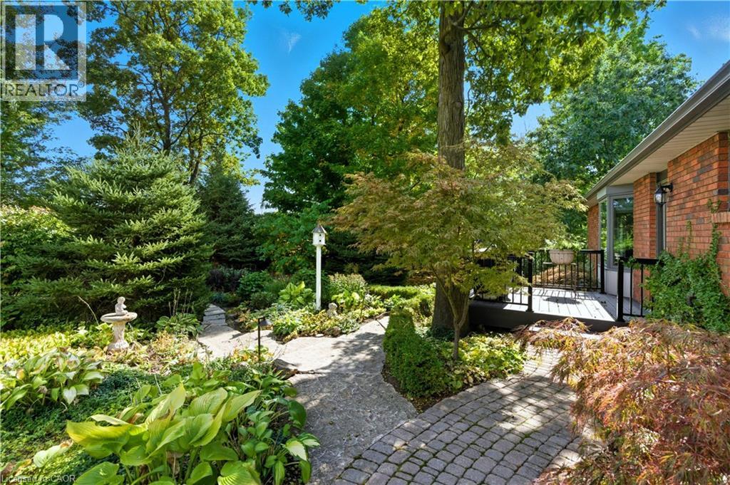 9 Mays Crescent, Waterdown, Ontario  L8B 0G4 - Photo 37 - 40778604