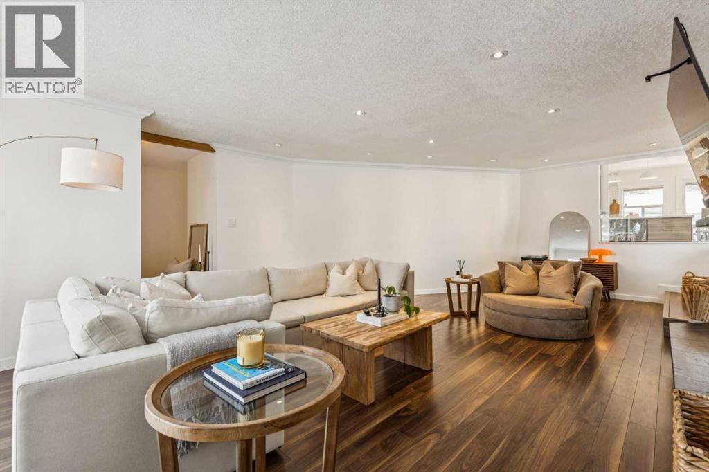 3731 45 Street Sw, Calgary, Alberta  T3E 3V5 - Photo 10 - A2274777