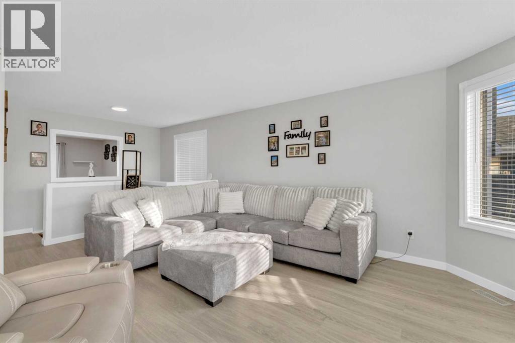 6006 57 Avenue, Ponoka, Alberta T4J 1L2 - Photo 8 - A2270265