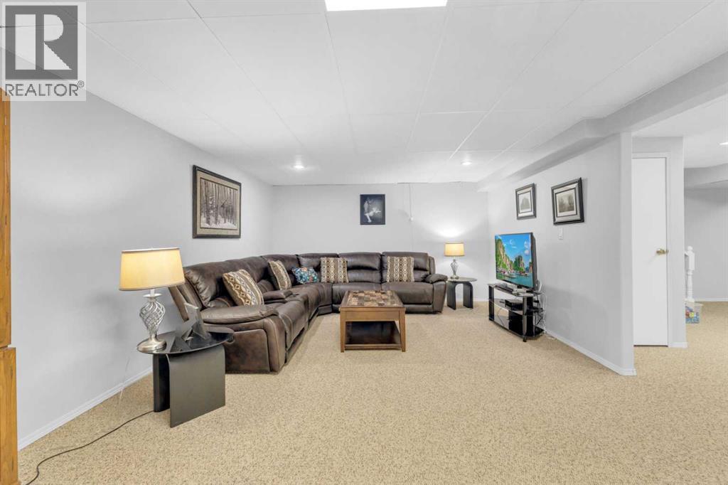 6006 57 Avenue, Ponoka, Alberta T4J 1L2 - Photo 29 - A2270265