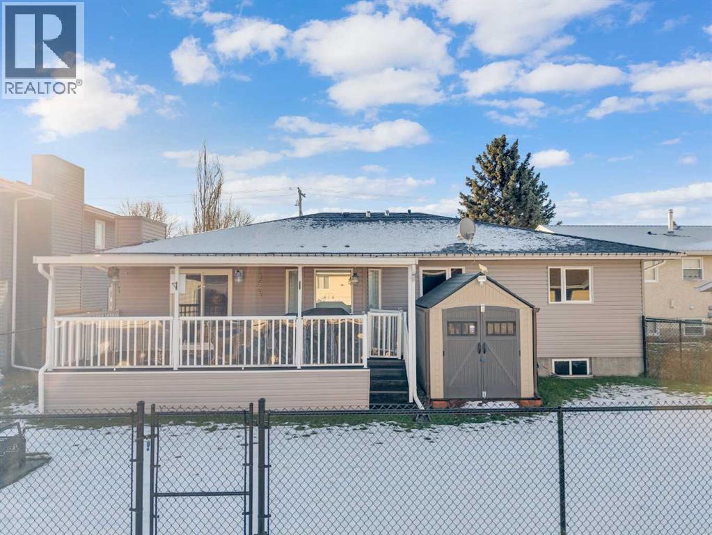 6006 57 Avenue, Ponoka, Alberta T4J 1L2 - Photo 4 - A2270265