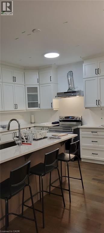 18 Hammermeister Street, Kitchener, Ontario  N2R 0T2 - Photo 2 - 40793886