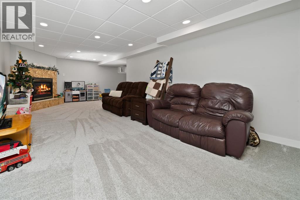 711 Main Street S, Redcliff, Alberta T0J 2P2 - Photo 21 - A2274571