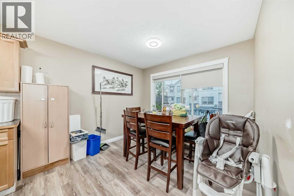 14 Dover Mews Se, Calgary, Alberta  T2B 0B6 - Photo 14 - A2257056