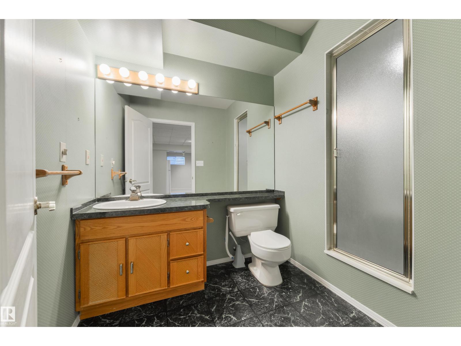 129 Ironwood Pl Nw, Edmonton, Alberta T6J 6R4 - Photo 39 - E4468151