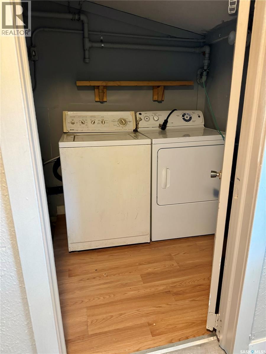 1945 Wallace Street, Regina, Saskatchewan  S4N 4A1 - Photo 12 - SK025631