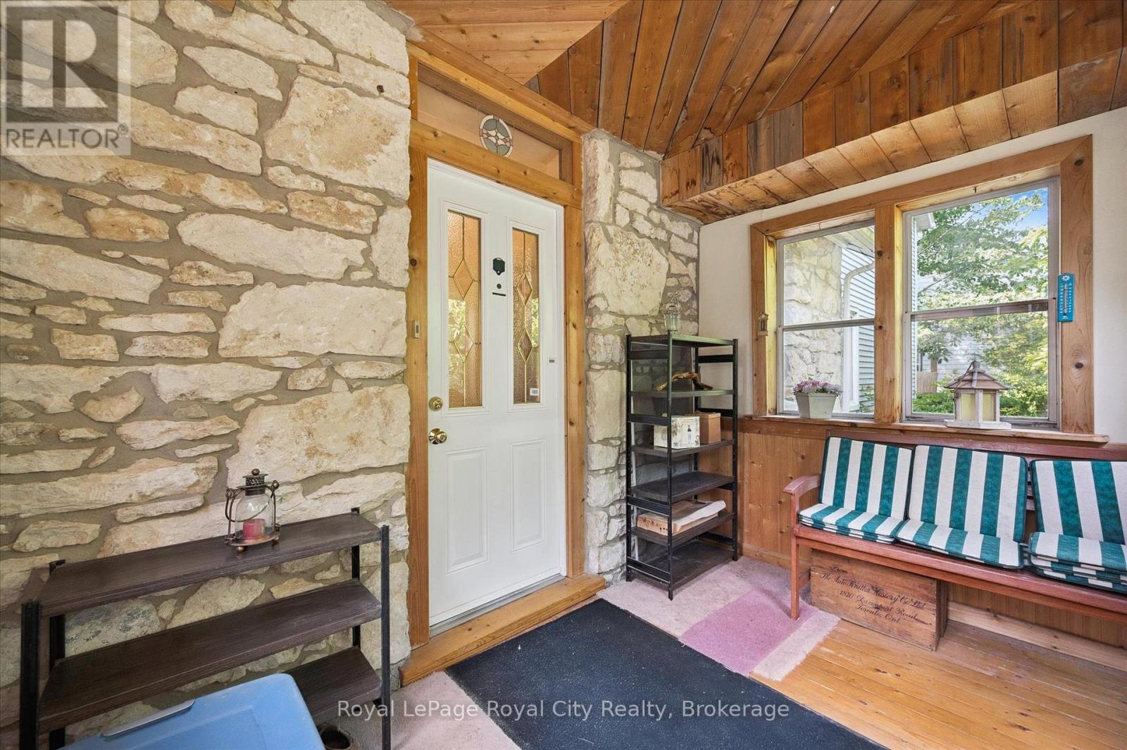 69 Nottingham Street, Guelph, Ontario N1H 3M9 - Photo 6 - X12400365