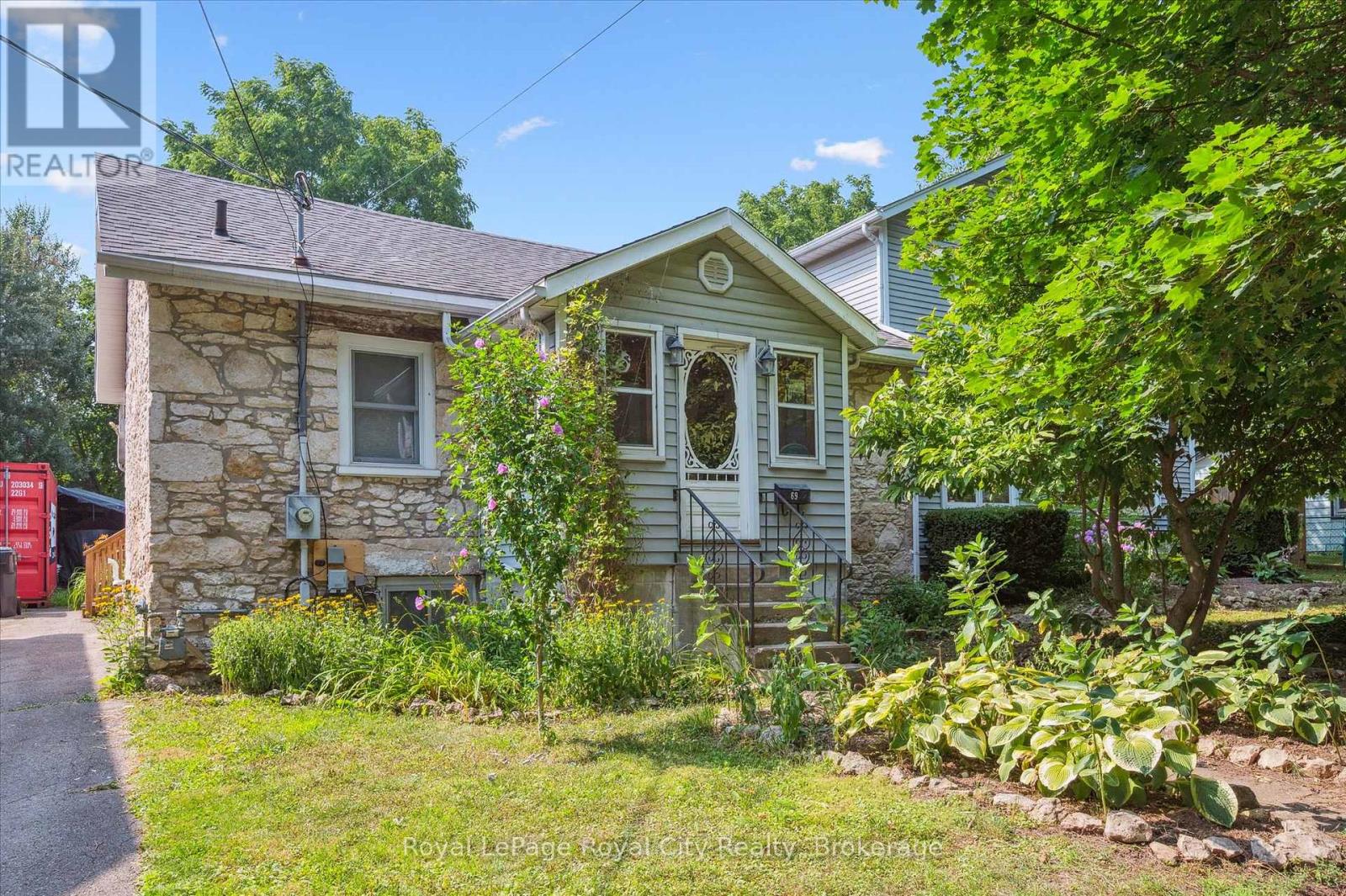 69 Nottingham Street, Guelph, Ontario N1H 3M9 - Photo 4 - X12400365