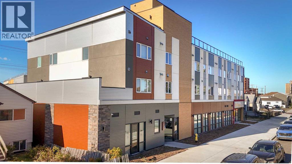 10882 98 Street Nw, Edmonton, Alberta T5H 2P5 - Photo 13 - A2275231