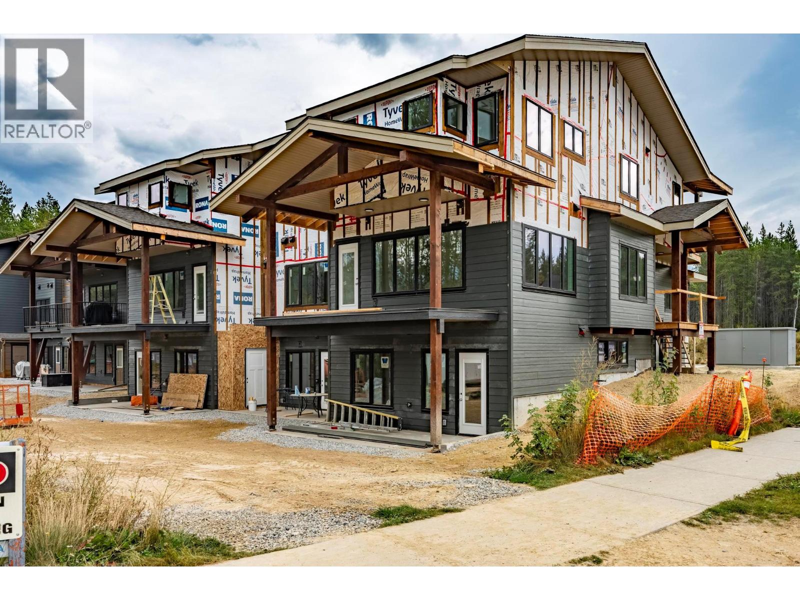 1444 Granite Drive Unit# 1, Golden, British Columbia V0A 1H0 - Photo 3 - 10368727