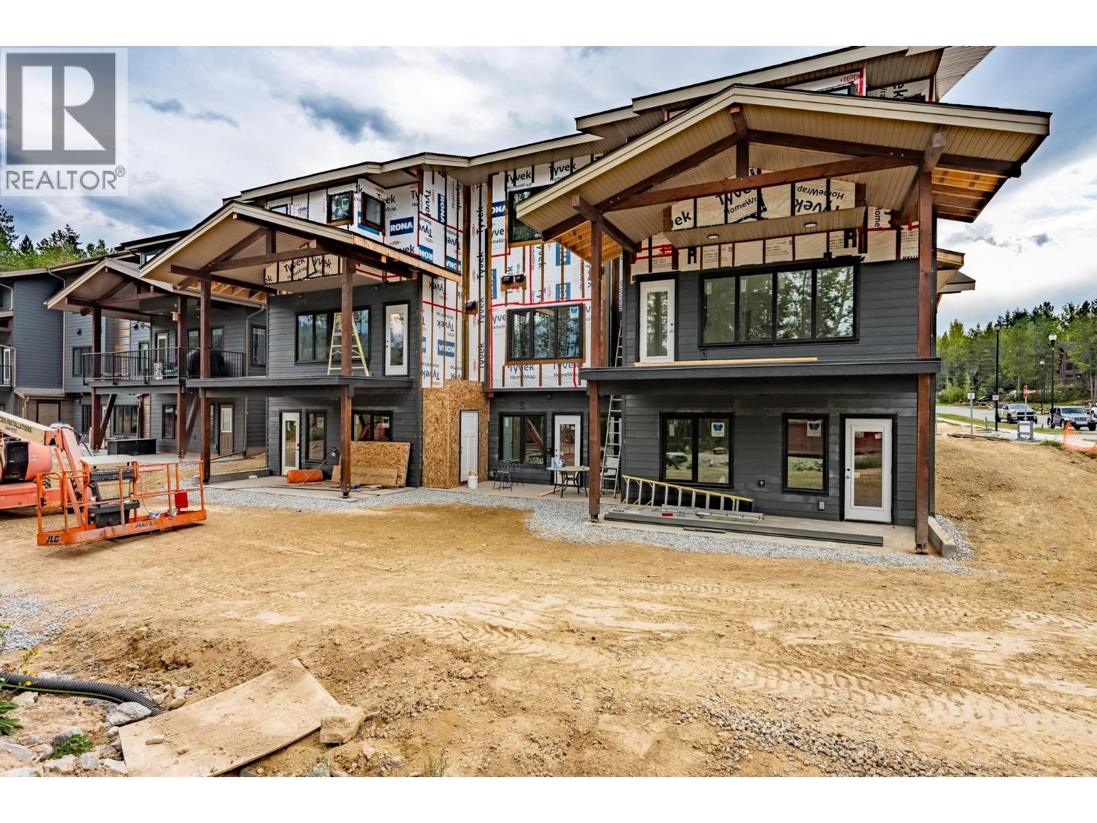 1444 Granite Drive Unit# 1, Golden, British Columbia V0A 1H0 - Photo 4 - 10368727