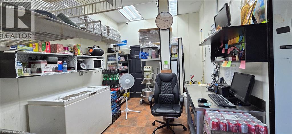 1920 Dundas Street Unit# 101, London, Ontario  N5V 3P1 - Photo 15 - 40768951