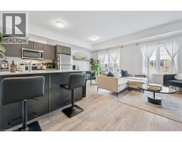 205 WEST OAK Trail Unit# 53, Kitchener, Ontario