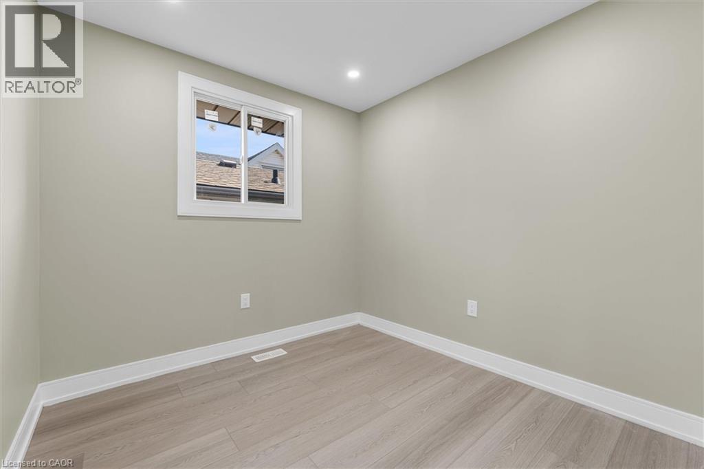 1965 Brampton Street, Hamilton, Ontario L8H 3S6 - Photo 13 - 40771860