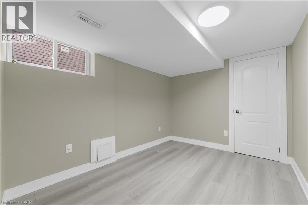 1965 Brampton Street, Hamilton, Ontario L8H 3S6 - Photo 23 - 40771860