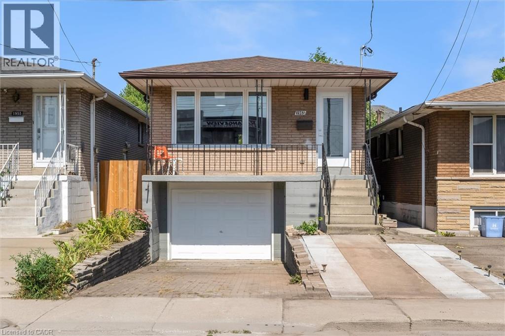 1965 BRAMPTON Street, Hamilton, Ontario